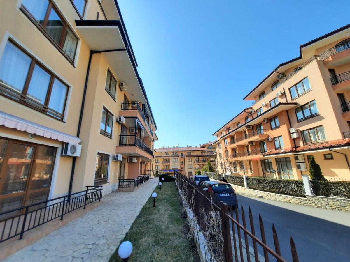 Menada Sky Dreams Leilighet Sveti Vlas Eksteriør bilde