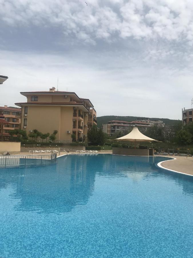 Menada Sky Dreams Leilighet Sveti Vlas Eksteriør bilde