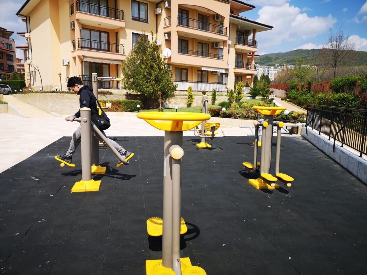 Menada Sky Dreams Leilighet Sveti Vlas Eksteriør bilde